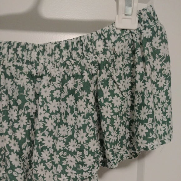 Strapless/Off-shoulder Floral Dress - Picture 2 of 4